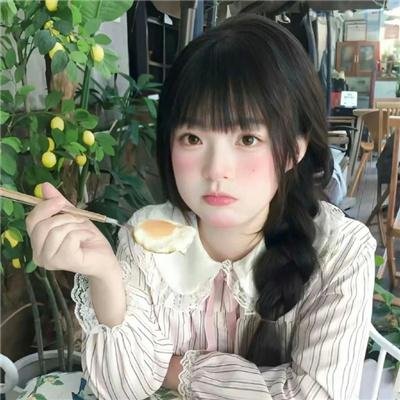背鸭子的男孩
